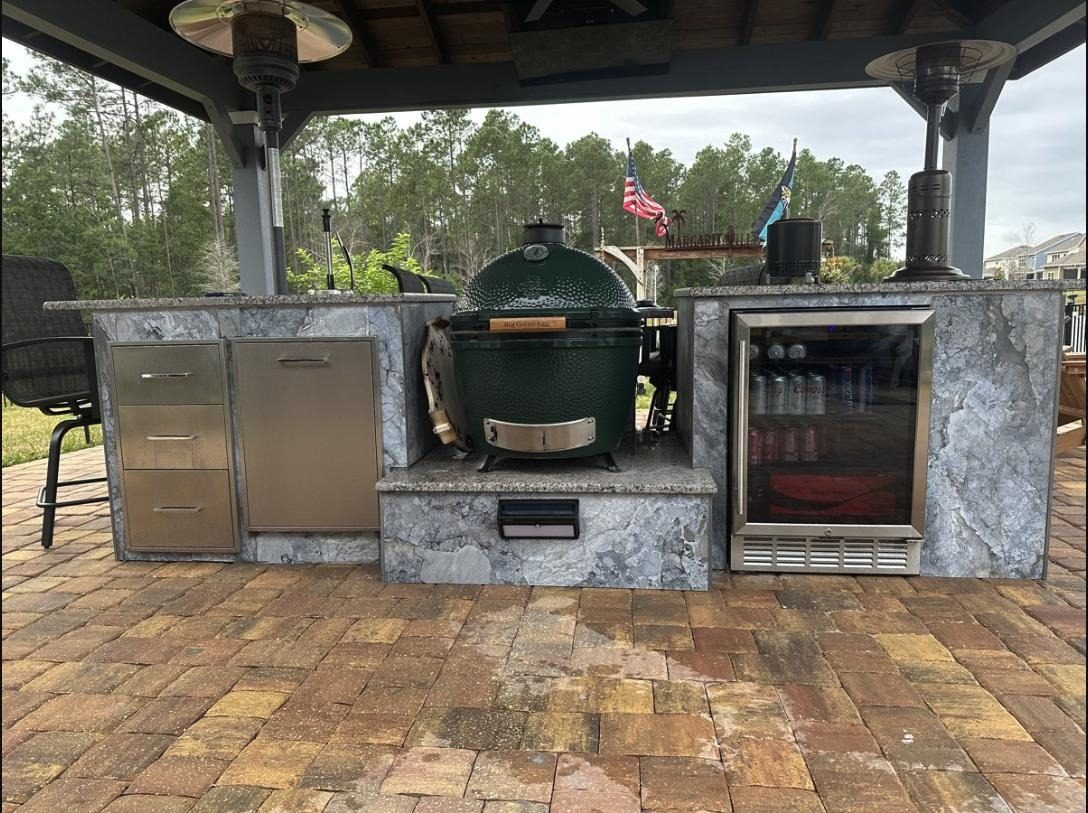 Custom outdoor kitchen