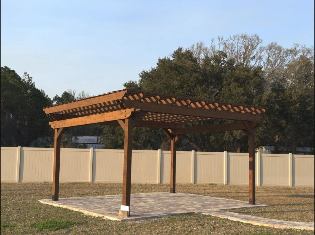 Freestanding cedar pergola